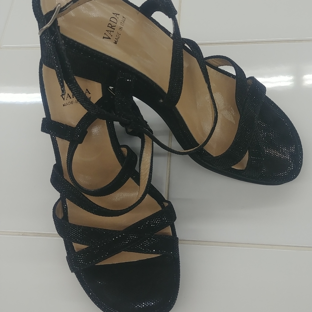 Varda Black Shimmering Nubuck Strapy Wedge Sandals 7 Italy